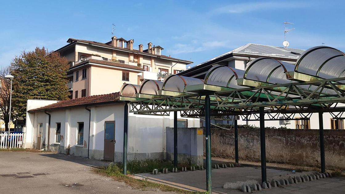 Potenziamento linea Rho Vanzago. Parte la demolizione della stazione