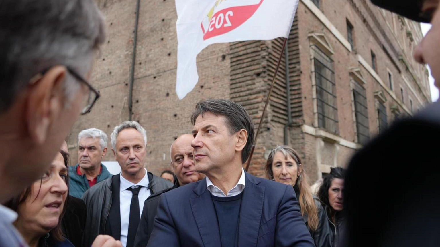 Conte, con Renzi avremmo solo perso più voti