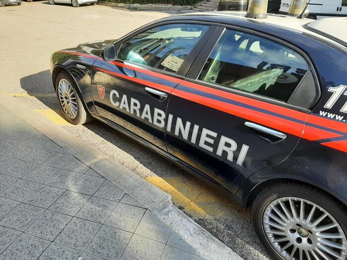 Torricella Verzate, furto di notte al bar tabacchi: scatta l’allarme, ladri in fuga con pochi euro