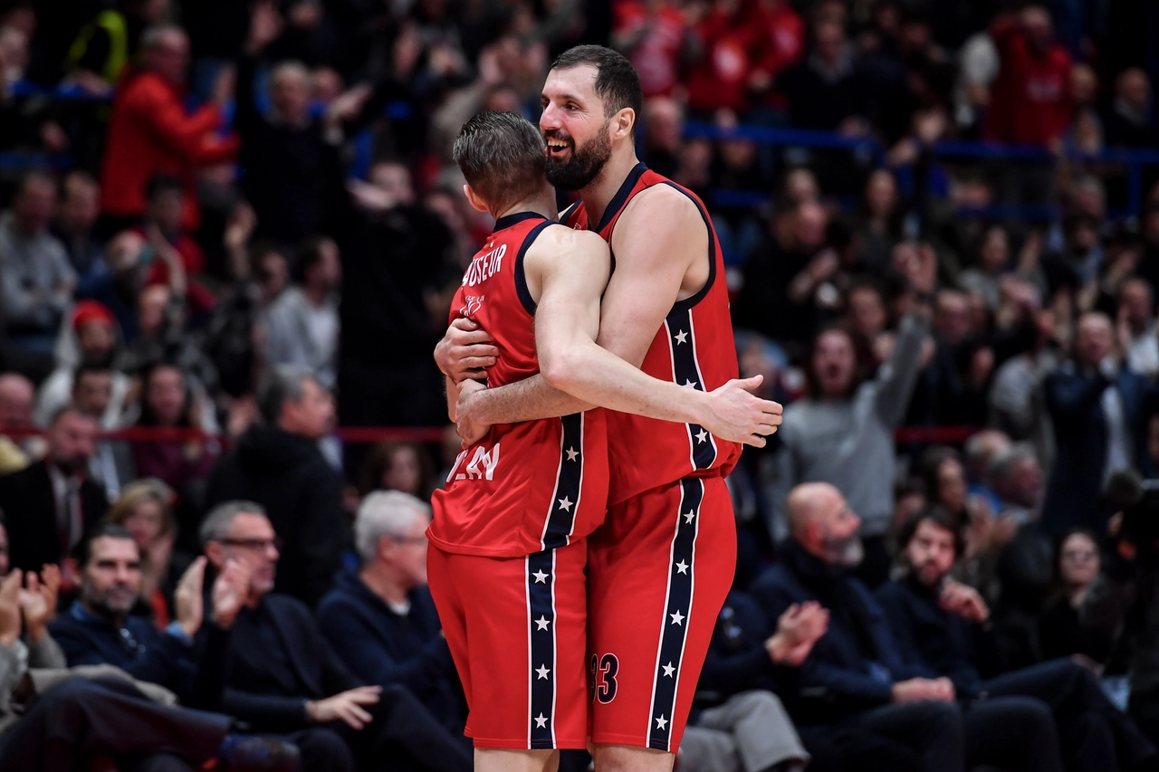 Nikola Mirotic e Fabien Causeur, la "vecchia guardia"