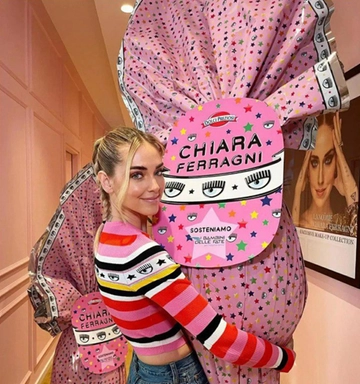 Chiara Ferragni rischia un’altra multa dall’Antitrust per le uova di Pasqua. Non c’è pace per l’influencer