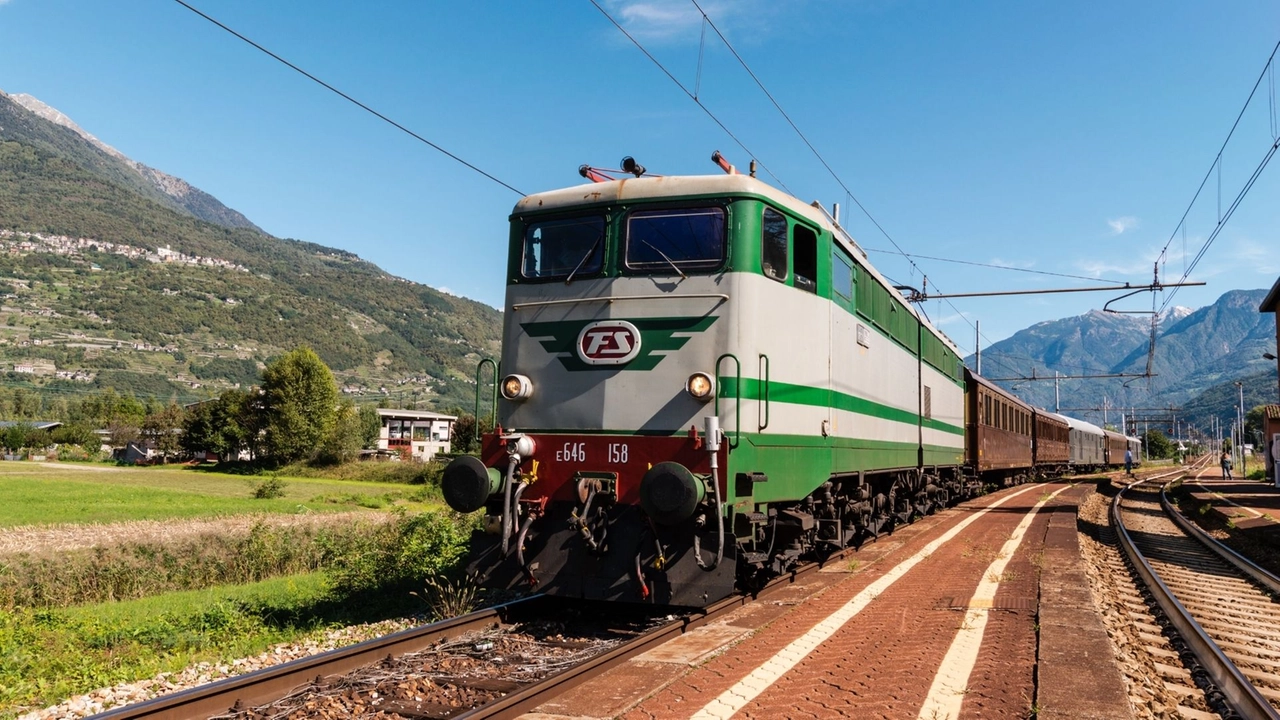 Dal primo settembre al 17 novembre tornano sui binari i convogli storici che portano i visitatori nelle località più belle della regione