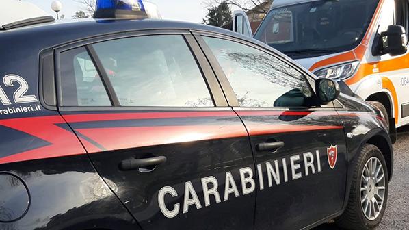 Somma Lombardo, entra in una fabbrica dismessa e resta folgorato: gravi ferite per un 47enne