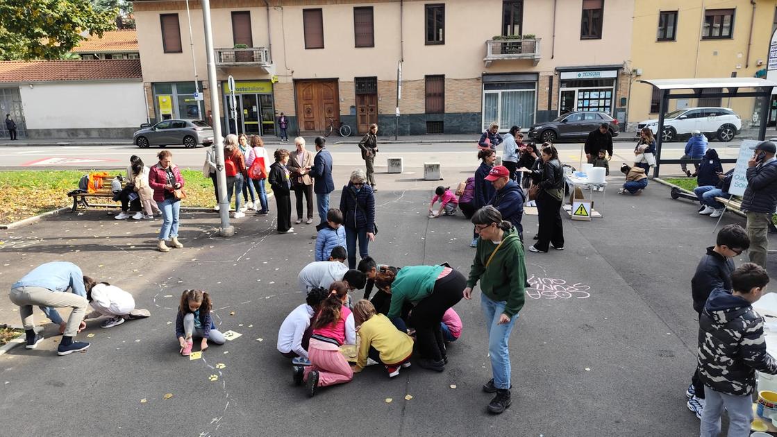 Legnano, il flop dell’urbanismo tattico: la strada colorata resta solo un abbozzo