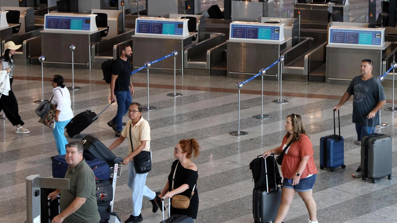 Il Cor 2, Coordinamento dei Comuni di Seconda Fascia Aeroporto di Malpensa, affronta l'incremento del rumore dovuto alle nuove rotte di decollo. Parteciperà alla Commissione Aeroportuale per influenzare le decisioni e valutare gli impatti su ambiente e salute.