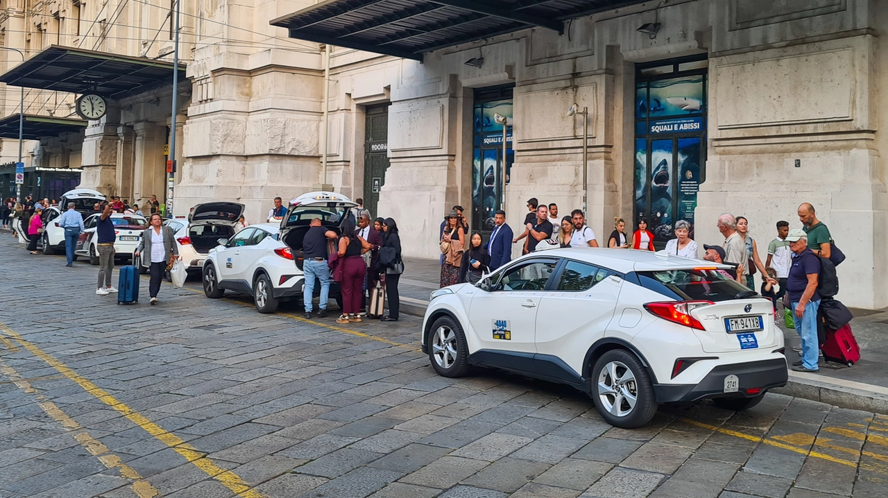 Tassisti in stazione Centrale a Milano