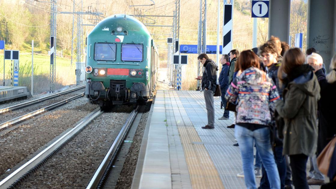 Osnago e Airuno, bus al posto dei treni nelle stazioni: i pendolari dicono “no” alla proposta di Trenord