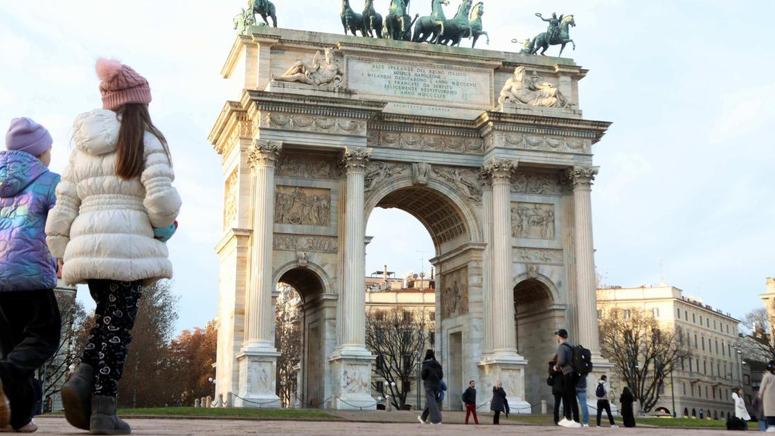 Il trionfale Arco della Pace: "Da Napoleone all’Unità. E oggi i bar e la movida"