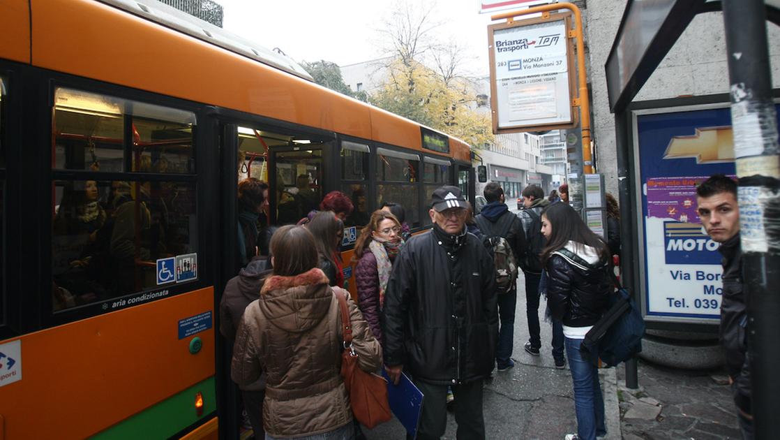 Brianza, la rivoluzione dei trasporti: più autobus, corse di sera e nei festivi