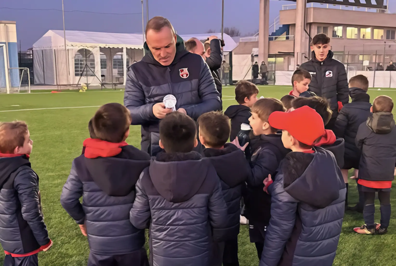 L’educazione sul campo. Tifosi ultras in fuorigioco