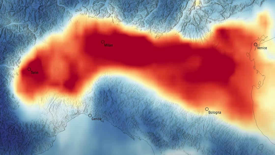 Smog a Milano, livelli di PM10 di nuovo sopra i limiti: divieti per le auto inquinanti dal 31 dicembre