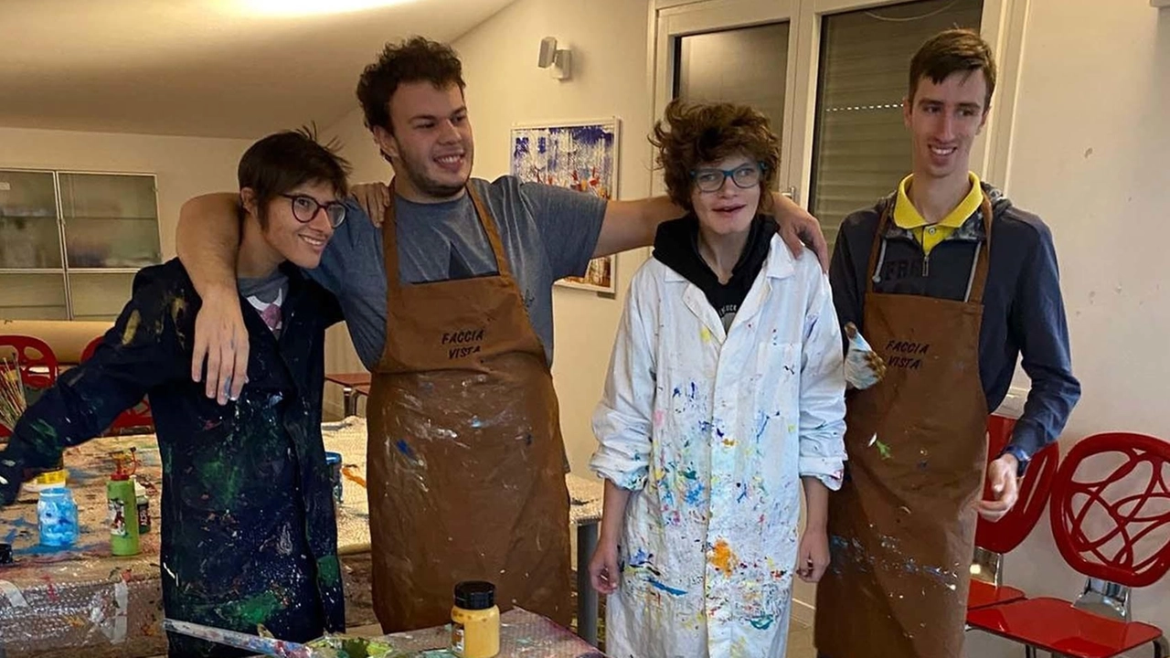 I ragazzi autistici della “piccola Brera“ brianzola porteranno i loro foulard in dono alle delegazioni presenti al vertice dell’inclusione e della disabilità.