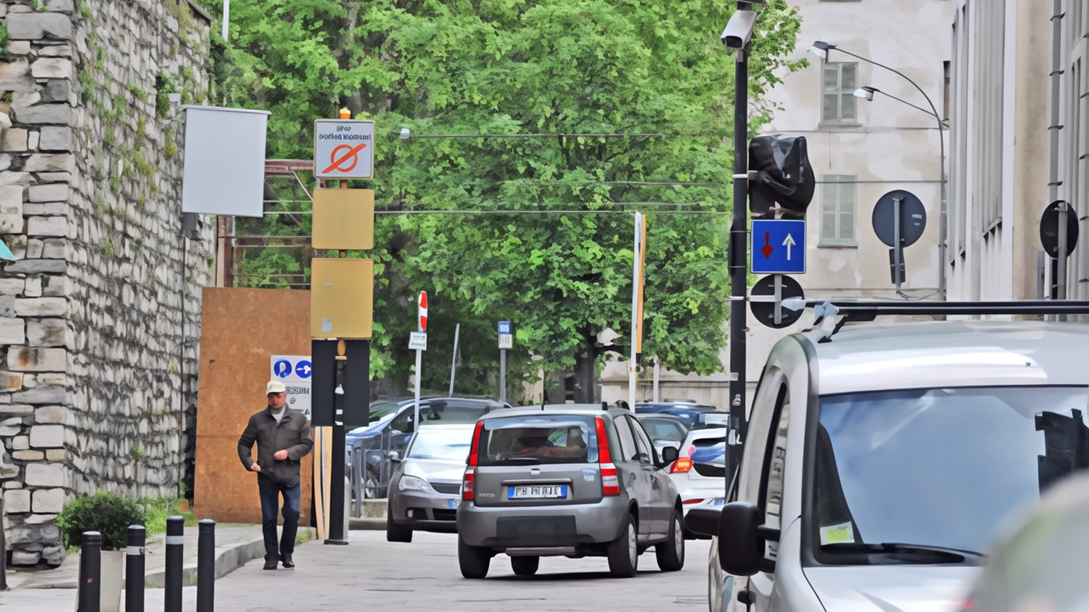 Occhi aperti su chi sgarra. Accese 90 telecamere