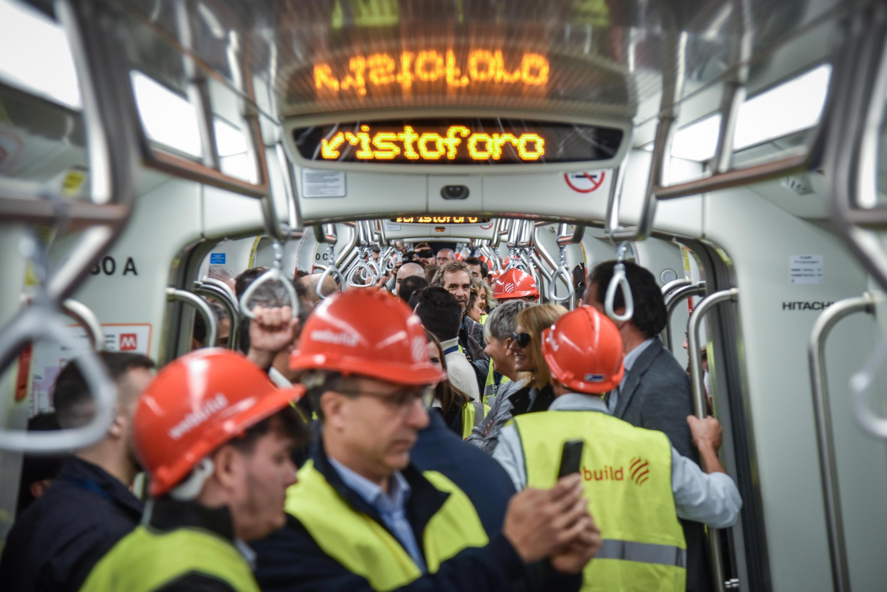 Aperta la M4: previsti 150mila pendolari al giorno. Prolungamenti del metrò: tutti i numeri