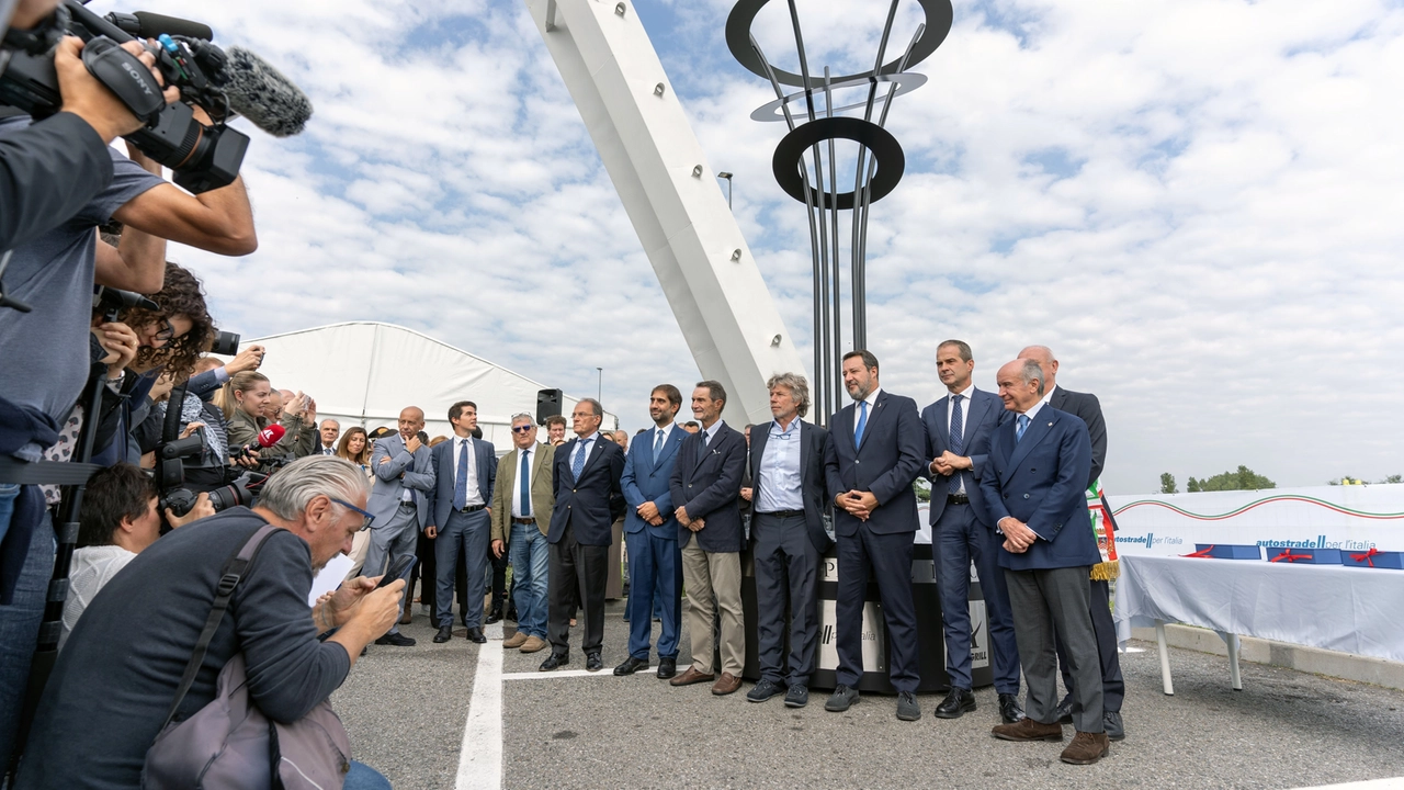 La celebrazione dei cento anni dell'A8 Milano-Varese